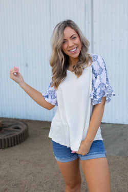 Royal Delft Ruffle Sleeve Top