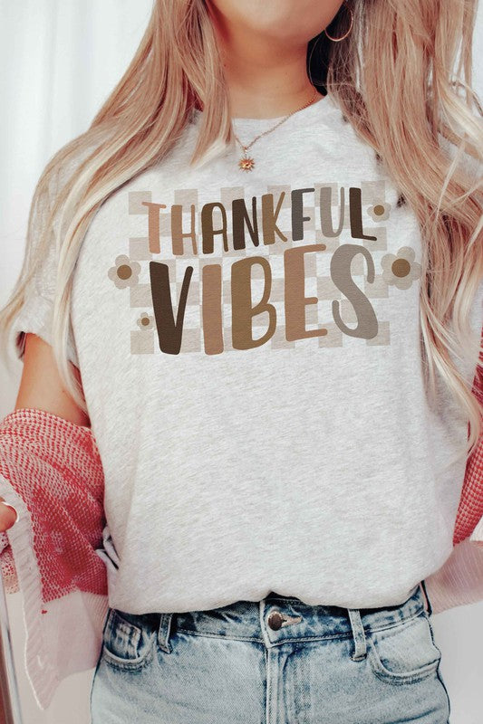 CHECKER THANKFUL VIBES GRAPHIC TEE