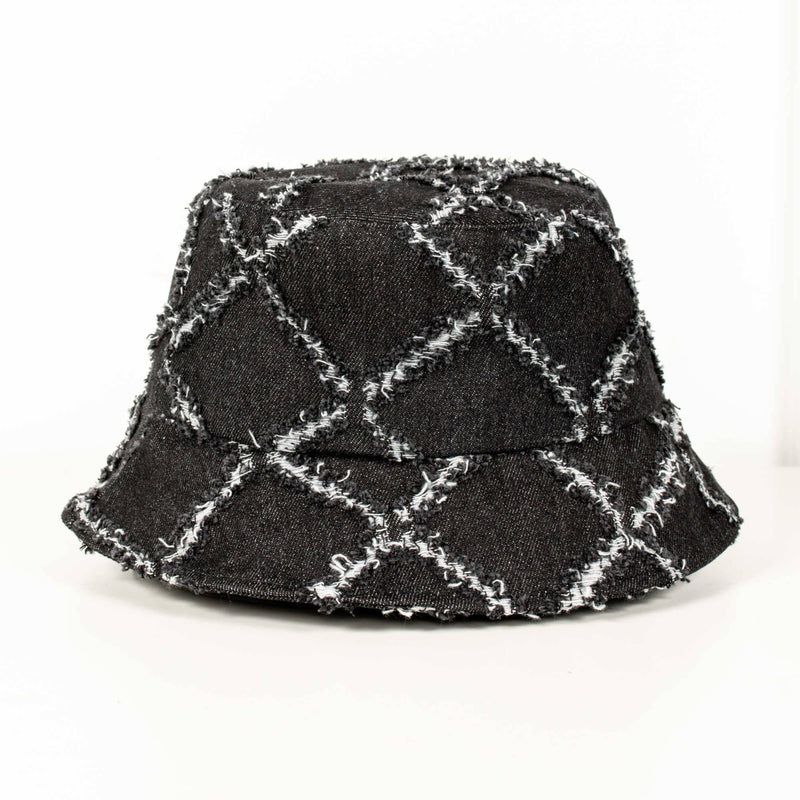 Diamond Print Bucket Hat: Black