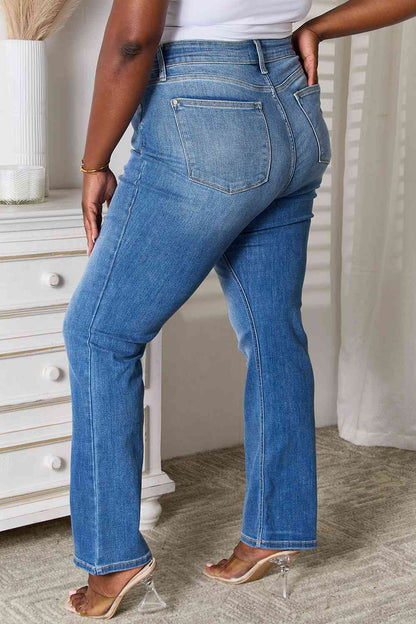 Judy Blue Full Size Straight Leg Jeans with Pockets